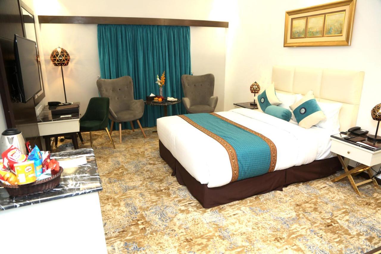 Faletti'S Grand Hotel Multan Luaran gambar