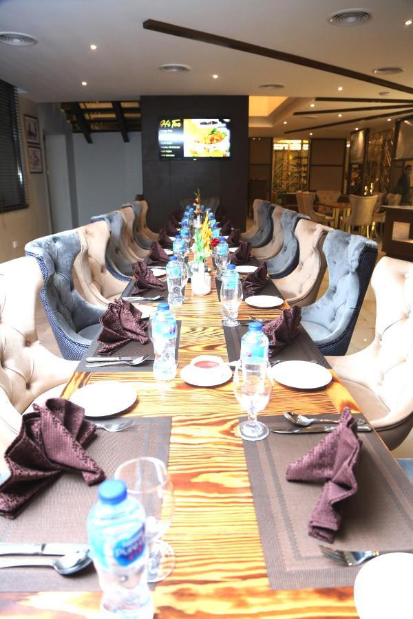 Faletti'S Grand Hotel Multan Luaran gambar