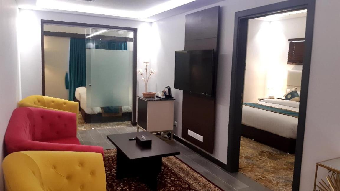 Faletti'S Grand Hotel Multan Luaran gambar