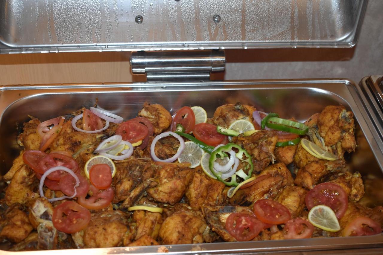 Faletti'S Grand Hotel Multan Luaran gambar
