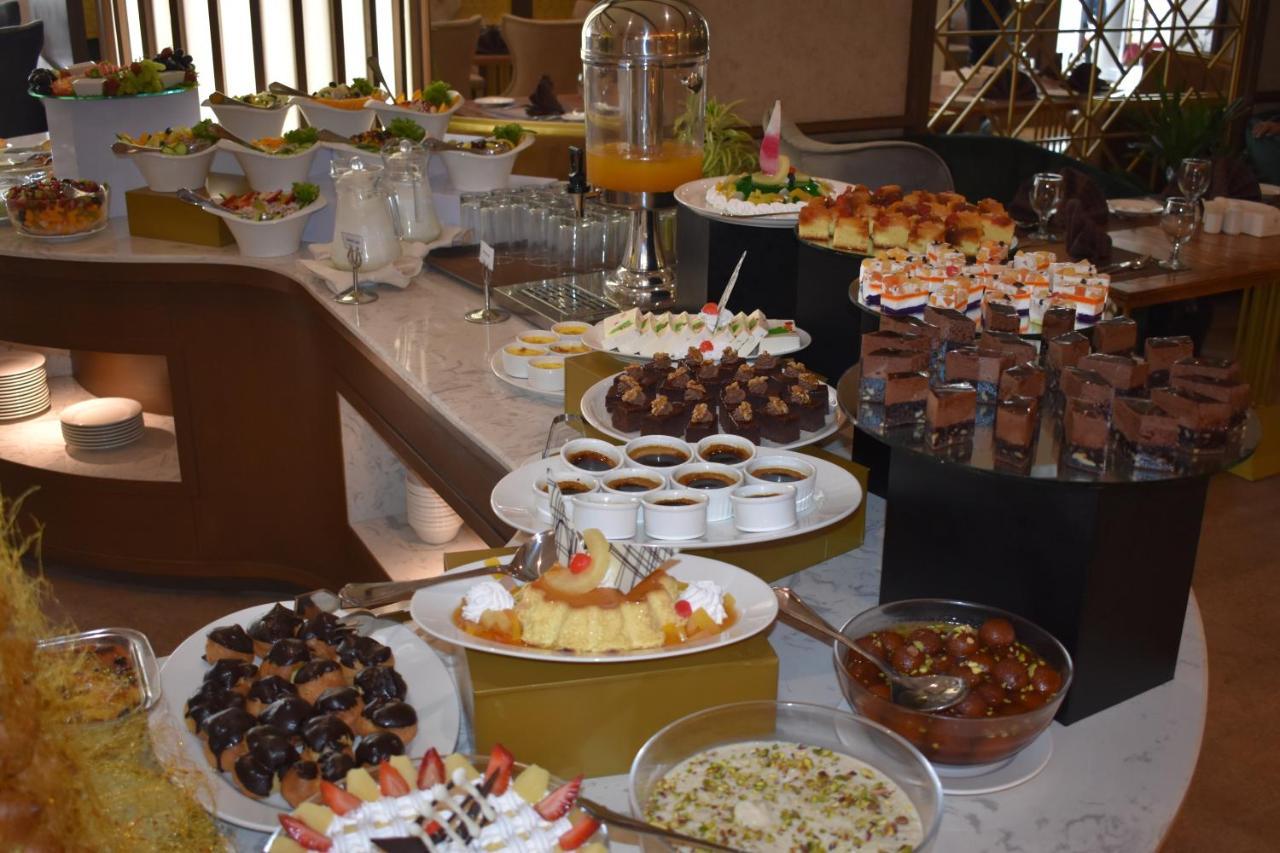 Faletti'S Grand Hotel Multan Luaran gambar